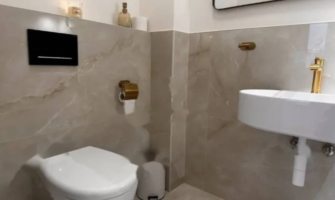 Недвижимость Двухкомнатная квартира в Центре: 13