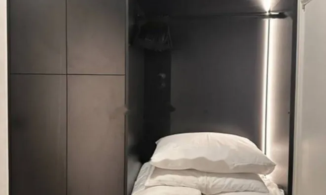 Недвижимость Двухкомнатная квартира в Центре: 15