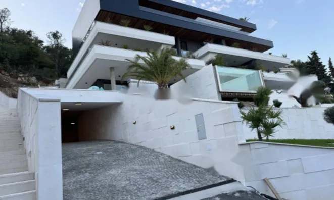 Недвижимость Однокомнатная квартира Центр: 2