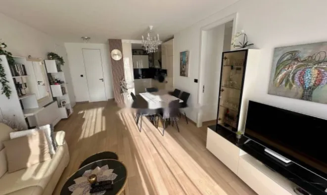 Недвижимость Трехкомнатная квартира Центр: 7