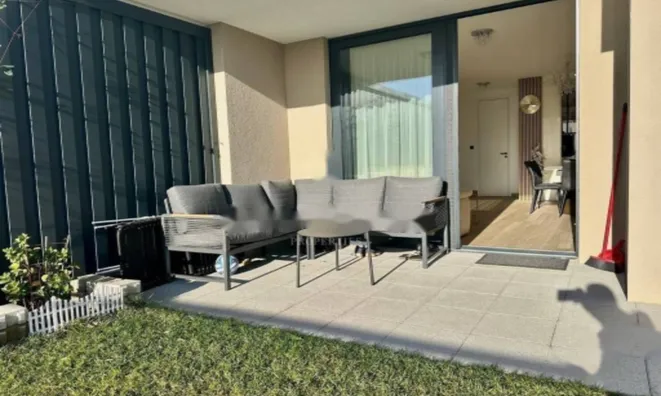 Недвижимость Трехкомнатная квартира Центр: 8