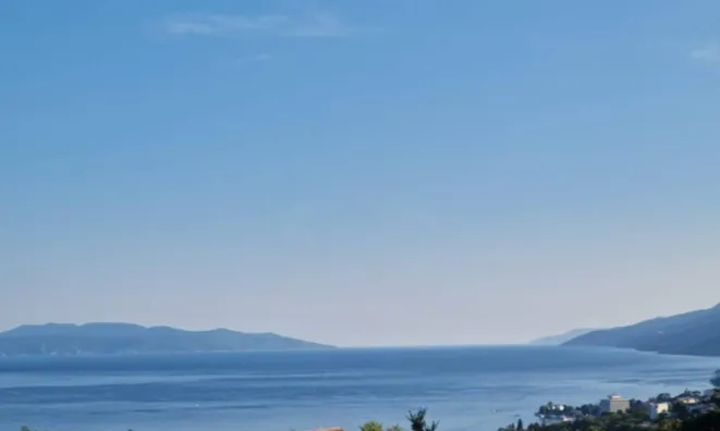 Недвижимость Семейный дом 430 м², Центр: 6