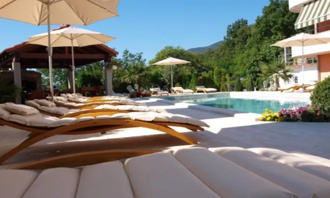 Недвижимость Семейный дом 500 м², Центр, Опатия: 1