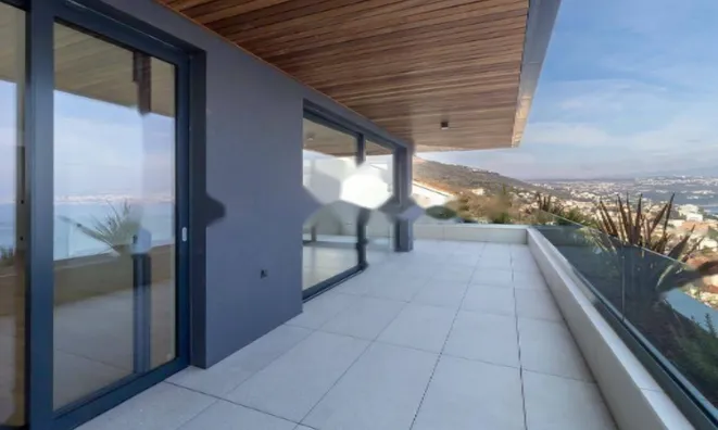 Недвижимость Трёхкомнатная квартира Центр: 13