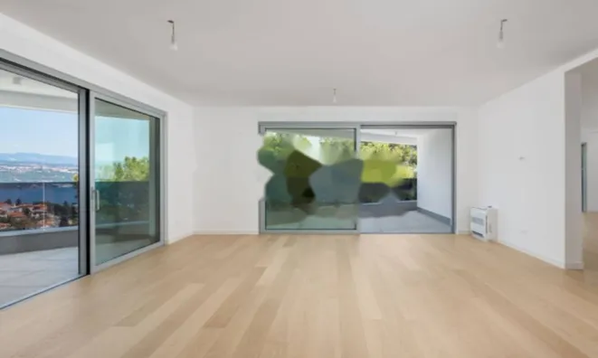 Недвижимость Четырехкомнатная квартира в центре Опатии: 1