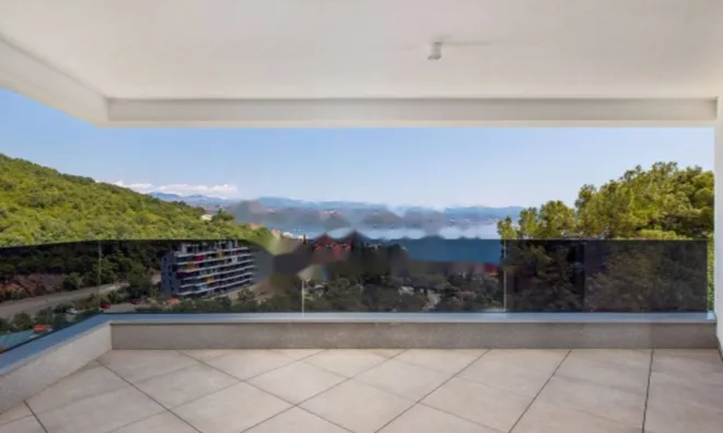 Недвижимость Четырехкомнатная квартира в центре Опатии: 2