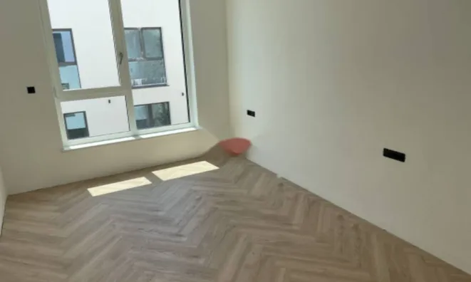 Недвижимость Трёхкомнатная квартира в центре: 8