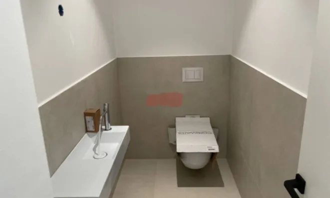 Недвижимость Трёхкомнатная квартира в центре: 11