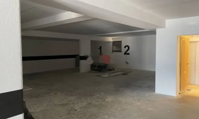 Недвижимость Трёхкомнатная квартира в центре: 14