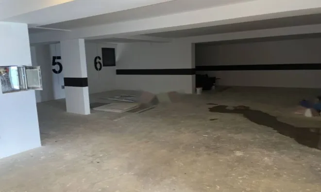 Недвижимость Трёхкомнатная квартира в центре: 15