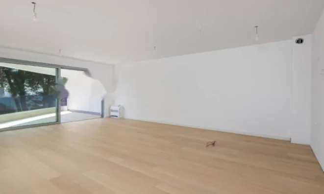 Недвижимость Двухкомнатная квартира Центр: 5