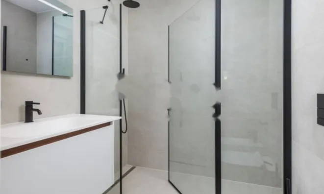 Недвижимость Двухкомнатная квартира Центр: 19