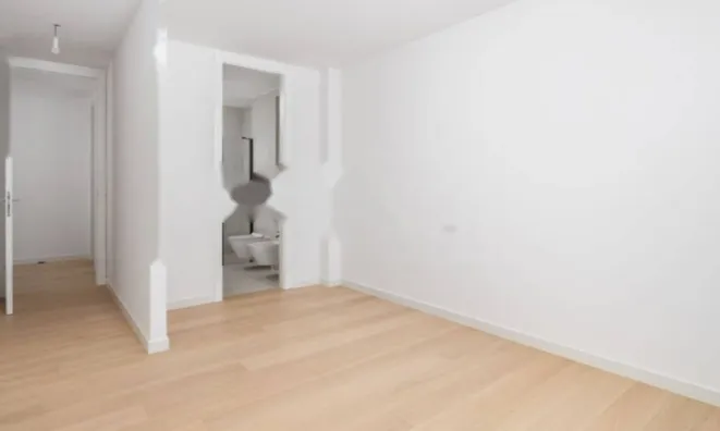 Недвижимость Двухкомнатная квартира Центр: 22