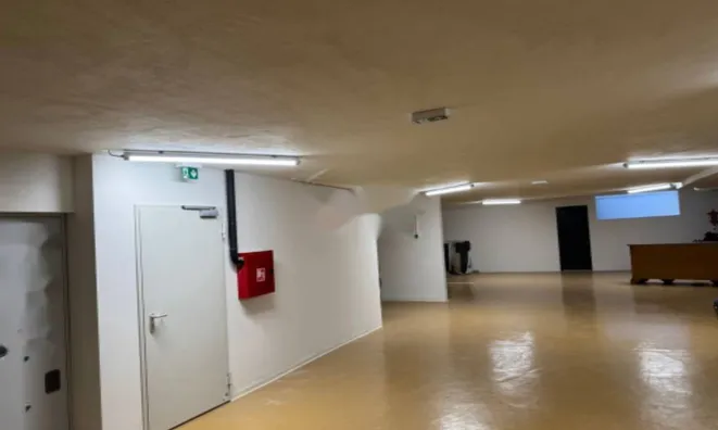 Недвижимость Трехкомнатная квартира, Центр: 13