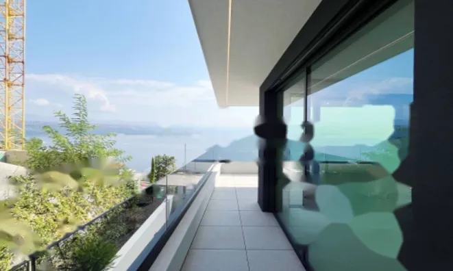 Недвижимость Трёхкомнатная квартира в центре: 2