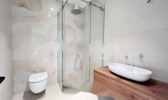 Недвижимость Трёхкомнатная квартира в центре: 11