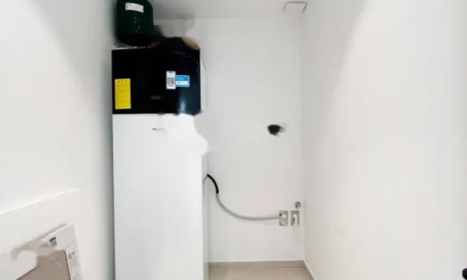 Недвижимость Трёхкомнатная квартира в центре: 14