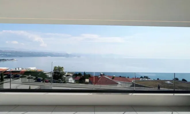 Недвижимость Трёхкомнатная квартира в центре: 19