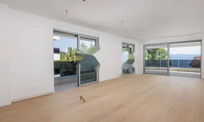 Недвижимость Двухкомнатная квартира, Центр: 3