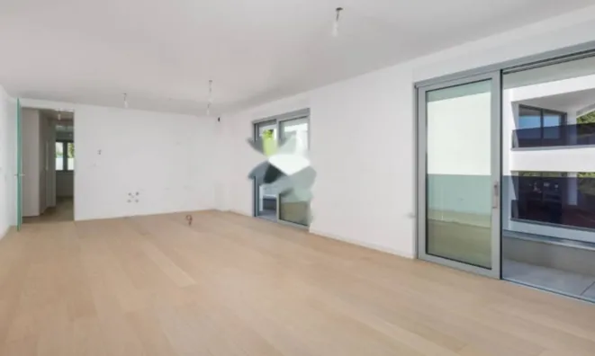 Недвижимость Двухкомнатная квартира, Центр: 5