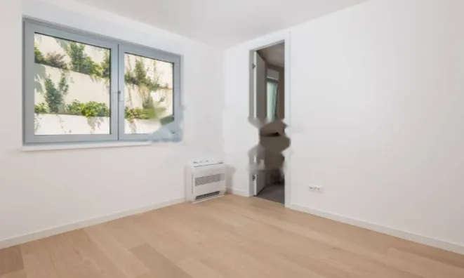 Недвижимость Двухкомнатная квартира, Центр: 12