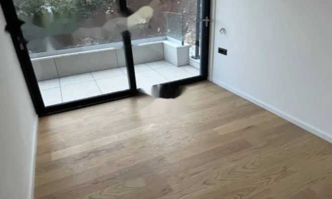 Недвижимость Двухкомнатная квартира в центре: 15