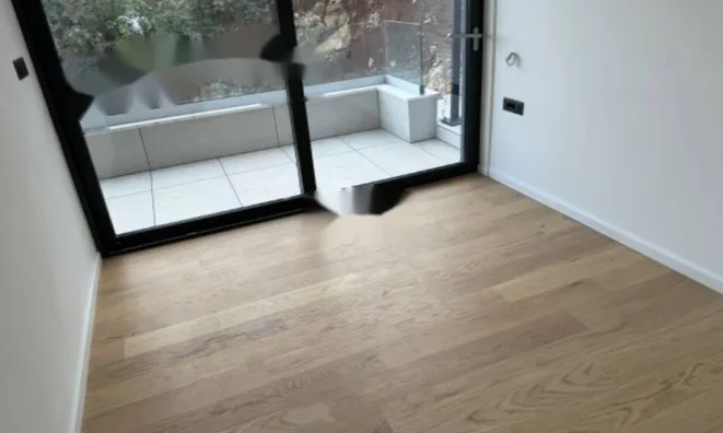 Недвижимость Двухкомнатная квартира в центре: 17