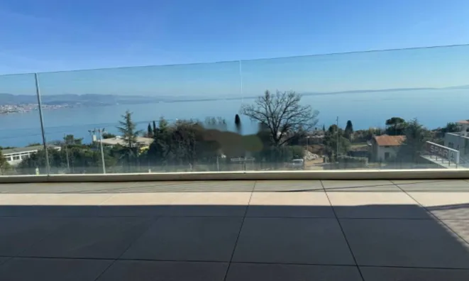 Недвижимость Четырехкомнатная квартира в центре Опатии: 1