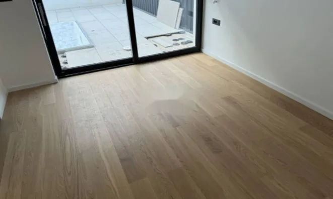 Недвижимость Трехкомнатная квартира в центре: 8