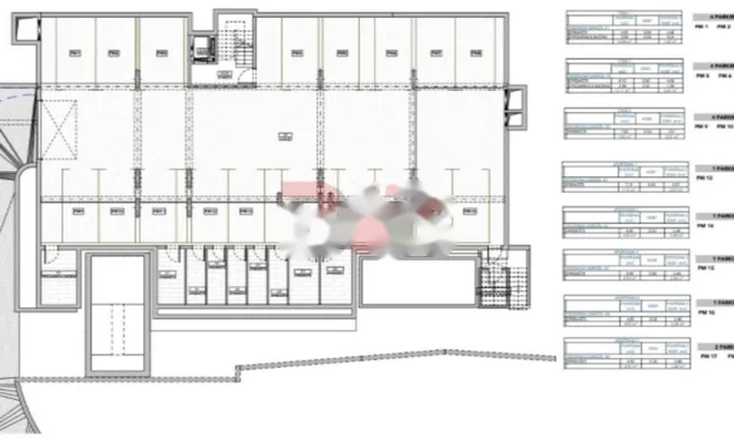 Недвижимость Трехкомнатная квартира в центре: 18