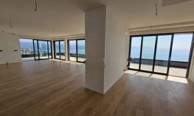 Недвижимость Однокомнатная квартира в центре: 4