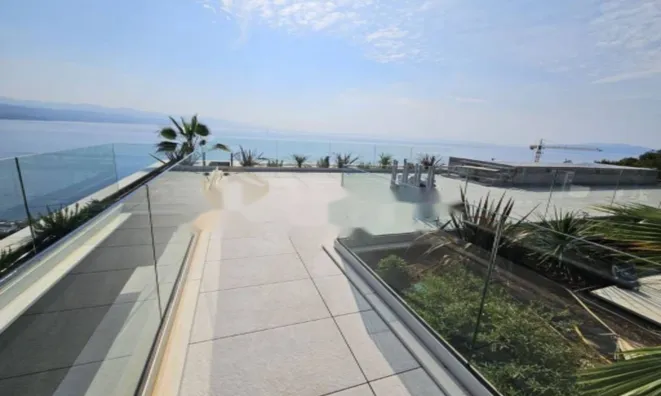 Недвижимость Однокомнатная квартира в центре: 14