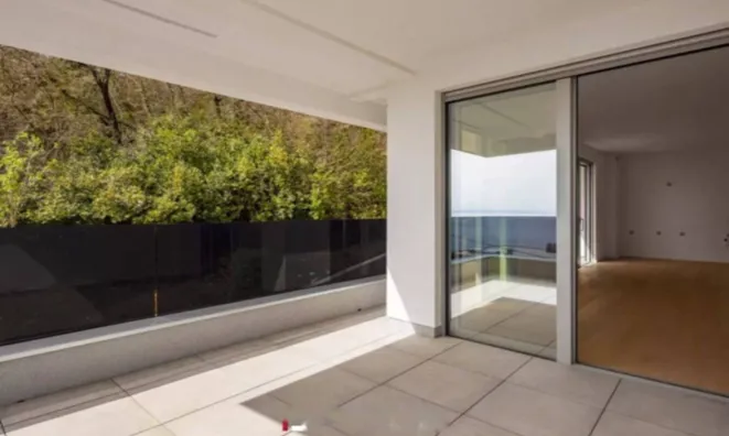 Недвижимость Двухкомнатная квартира, Центр: 2