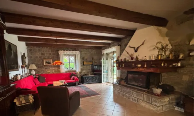 Недвижимость Дом, другое Помьян: 13