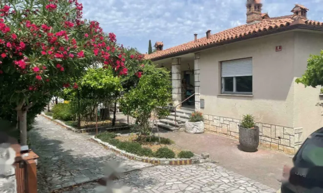 Недвижимость Дом в Семеделе Копер: 1