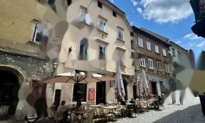 Недвижимость Квартира 5+ комнат в центре: 1