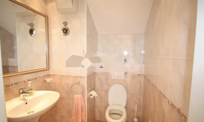 Недвижимость Квартира 4-комнатная, Мосте: 10