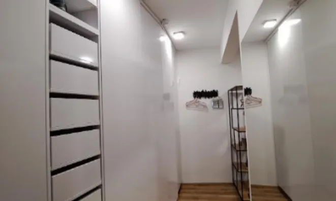 Недвижимость Квартира 1,5 комнатная Шишка: 10