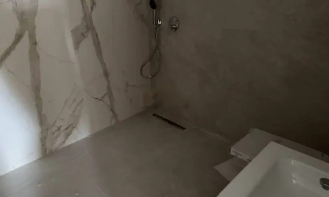 Недвижимость Двухкомнатная квартира, Центр: 7