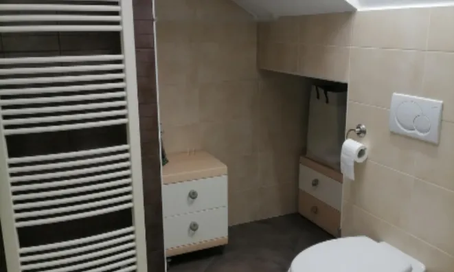 Недвижимость Четырёхкомнатная квартира в Гунцле: 13