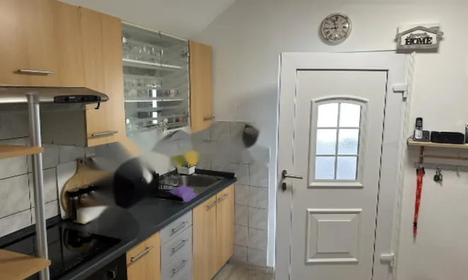 Недвижимость Трёхкомнатная квартира в центре: 6