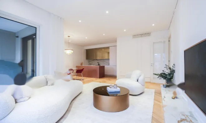 Недвижимость Двухкомнатная квартира в центре: 6