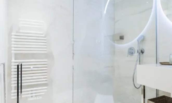 Недвижимость Двухкомнатная квартира в центре: 16