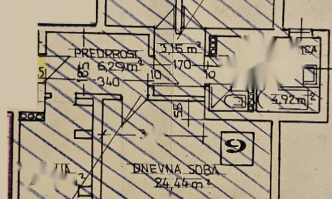 Недвижимость Трехкомнатная Квартира в Центре: 2