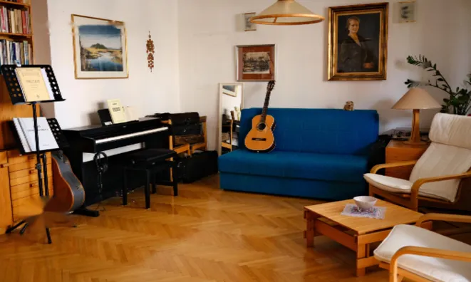 Недвижимость Трехкомнатная Квартира в Центре: 4