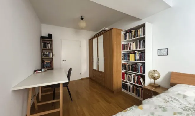 Недвижимость Четырехкомнатная квартира в центре: 14