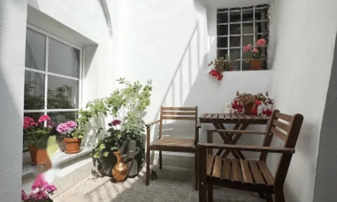 Недвижимость Четырехкомнатная квартира в центре: 20