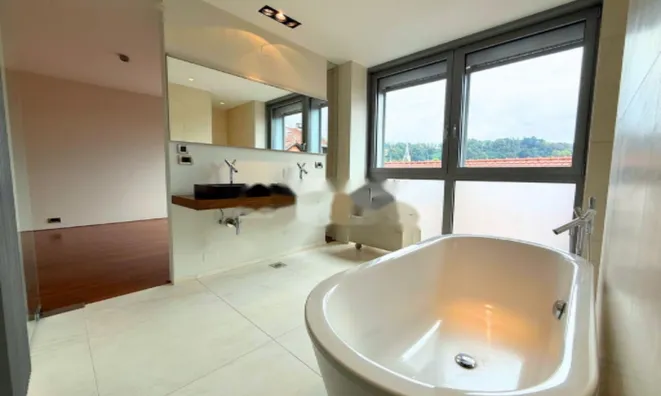 Недвижимость Квартира, 5+ комнат, Центр: 20