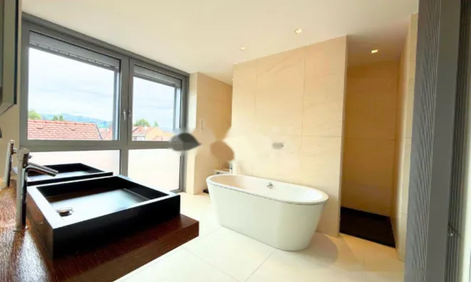 Недвижимость Квартира, 5+ комнат, Центр: 21