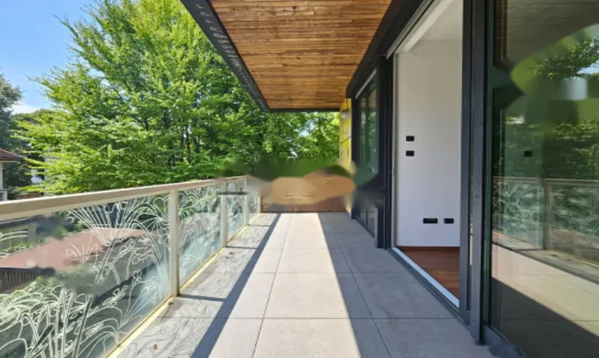 Недвижимость Квартира, 5+ комнат, Центр: 6